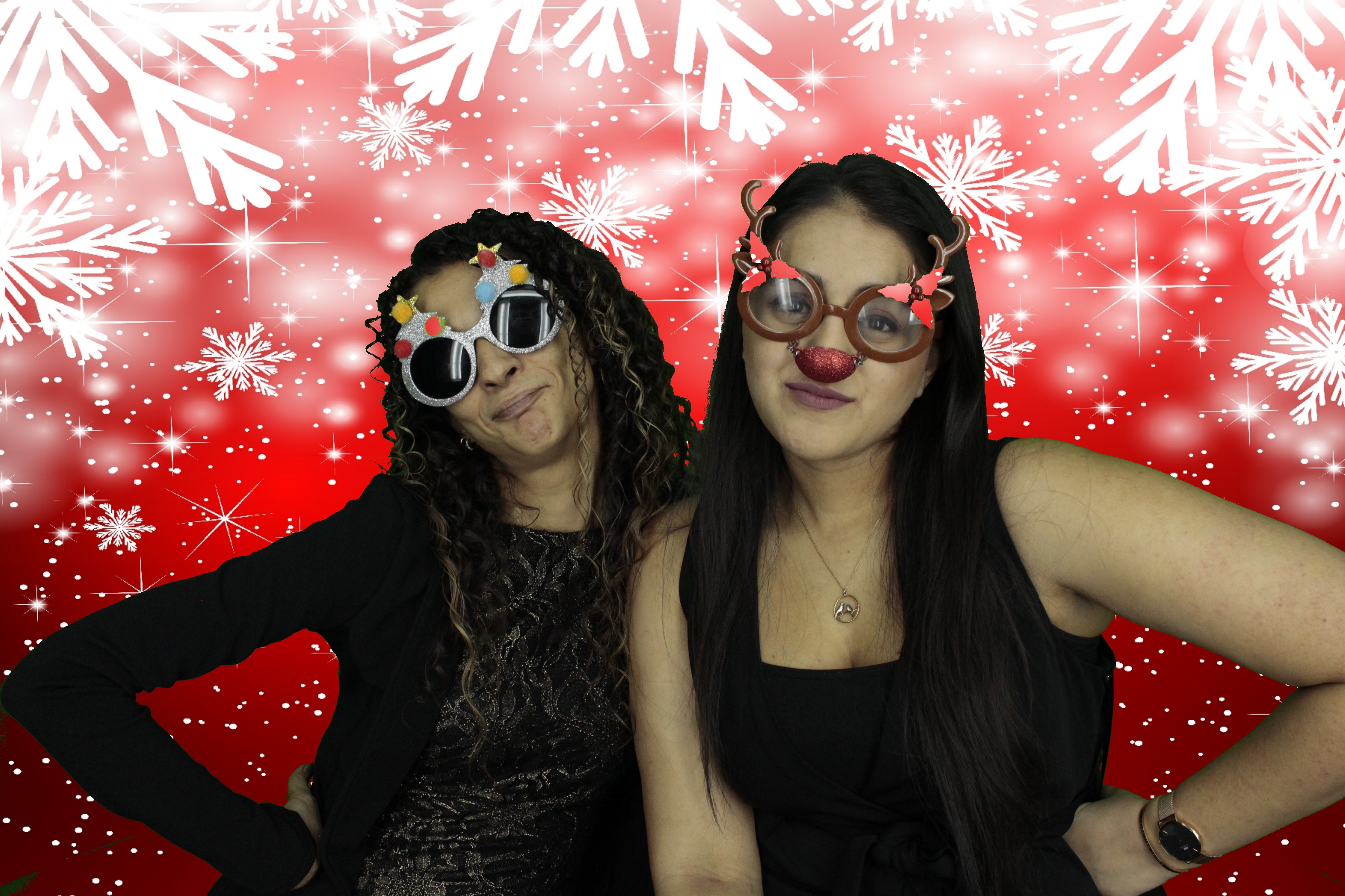 Silvermere Christmas Party | View more photos from the event at gallery.myphotoboothexperience.co.uk/u/MyPhotoBoothExperienceLtd/Silvermere-Christmas-Party-3